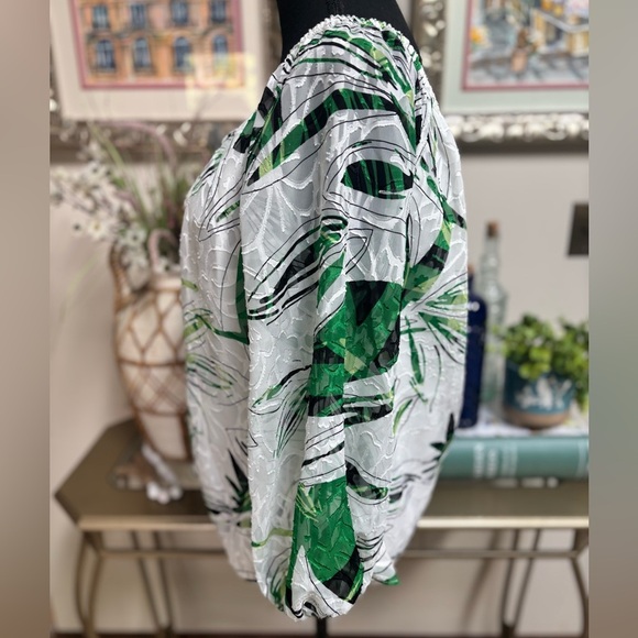 WHITE HOUSE BLACK MARKET PALM PRINT OFF THE SHOULDER HALTER PEASANT BLOUSE SZ M - Picture 8 of 11